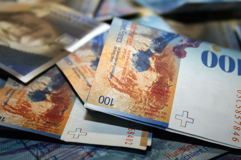 Швейцарские франки