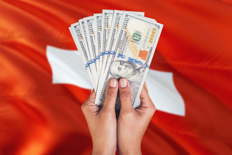 Швейцария США